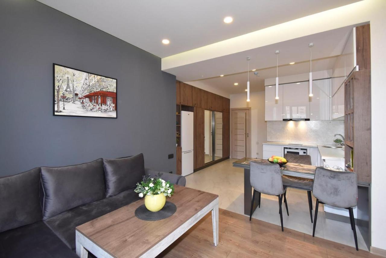 Home4You City Center Apartments Erywań Zewnętrze zdjęcie