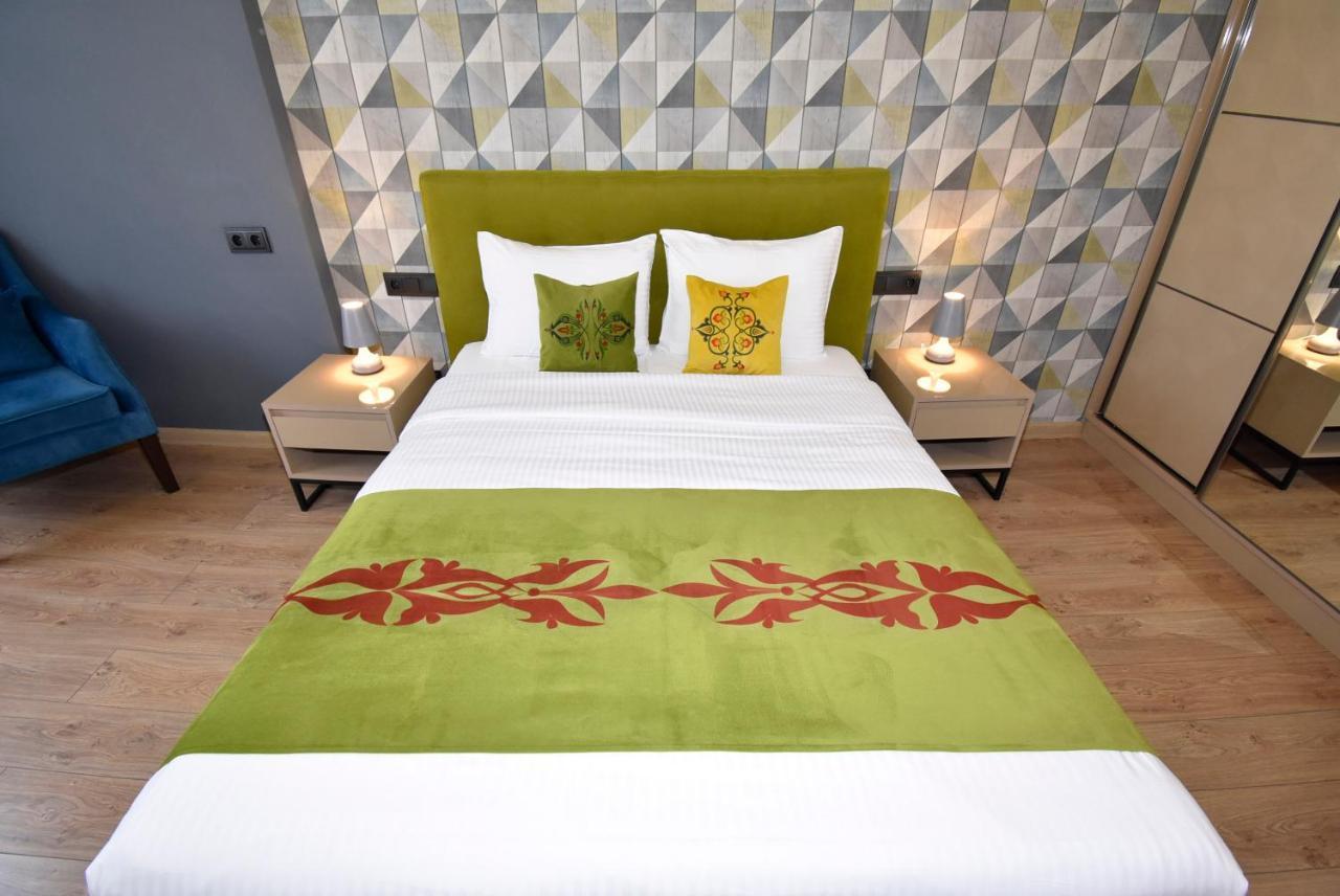 Home4You City Center Apartments Erywań Zewnętrze zdjęcie